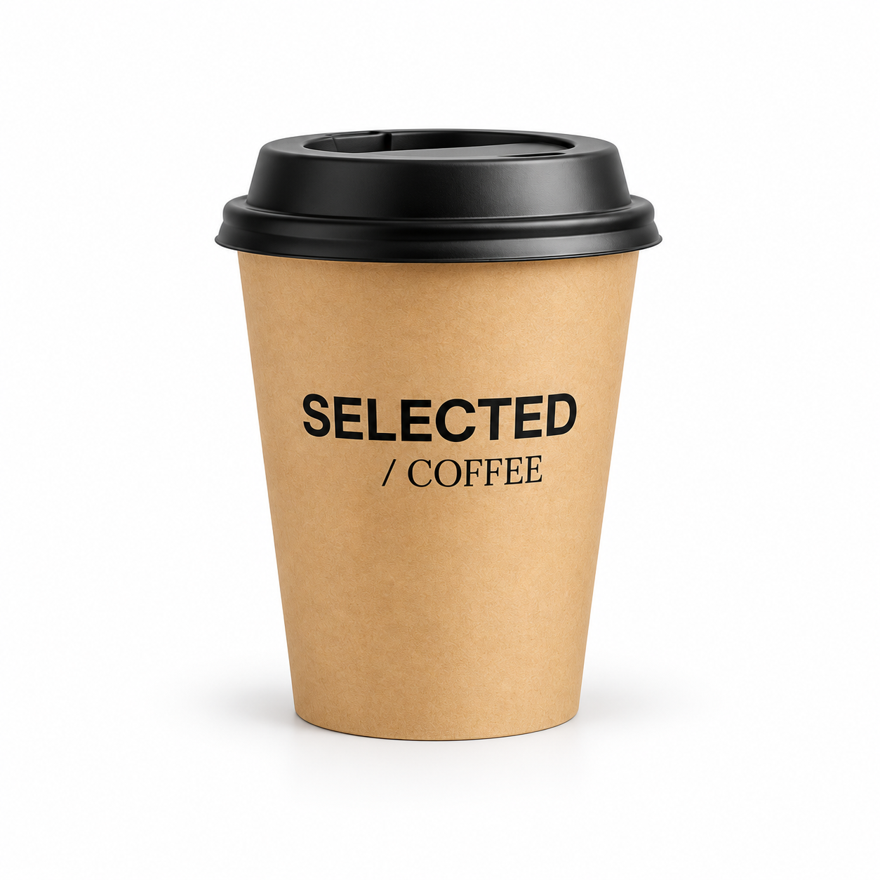 Designforslag: en kraftfarvet kaffekop med sort låg og SELECTED / COFFEE logo